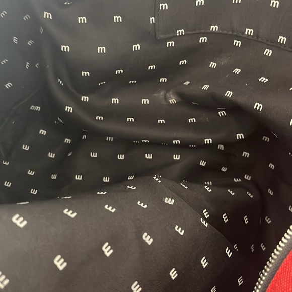 SOLD🦞🦞🦞Disney Loungefly Mickey and Minnie Large Vintage Duffle Bag - Picture 10 of 12